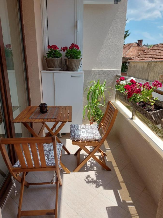 Toni'S Hidden Gem Apartman Kazanlak Kültér fotó