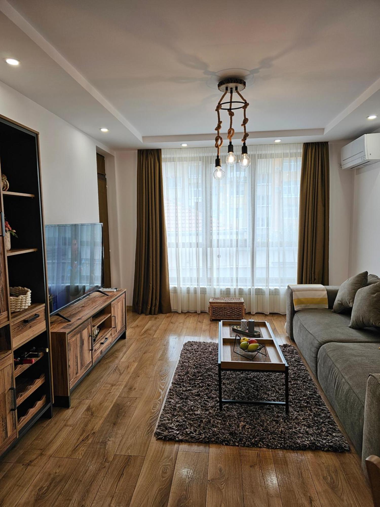 Toni'S Hidden Gem Apartman Kazanlak Kültér fotó